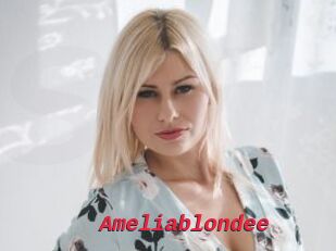 Ameliablondee