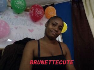 BRUNETTECUTE