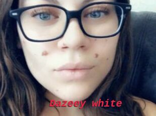 Dazeey_white