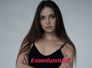 Esmedunnuck