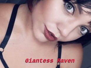 Giantess_Raven