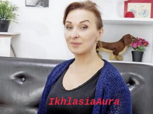IkhlasiaAura