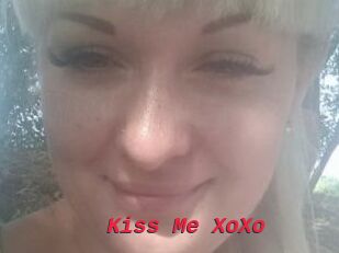 Kiss_Me_XoXo