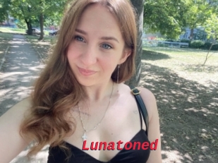 Lunatoned