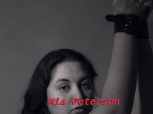 Mia_Peterson