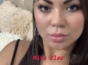 Miss_Cleo