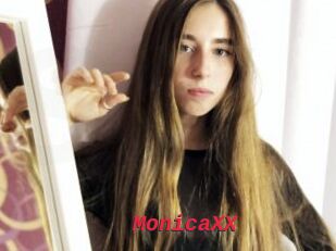 MonicaXX