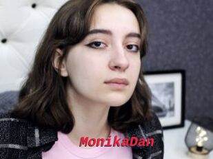 MonikaDan