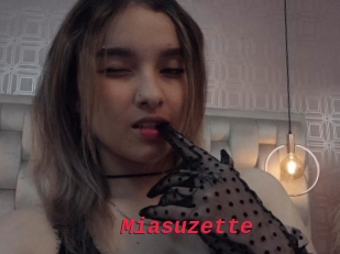 Miasuzette