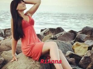 Ri_Anna