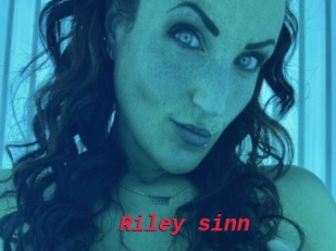Riley_sinn