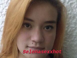 Selenasexxhot
