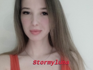Stormyluna