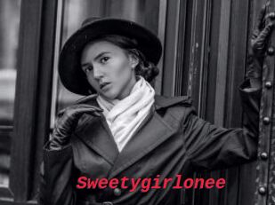 Sweetygirlonee