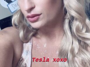 Tesla_xoxo