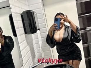 Vickyye