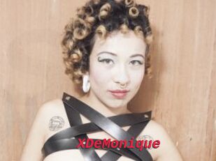 XDeMonique